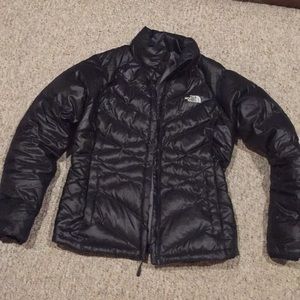 Black size Medium North Facer puffy winter coat